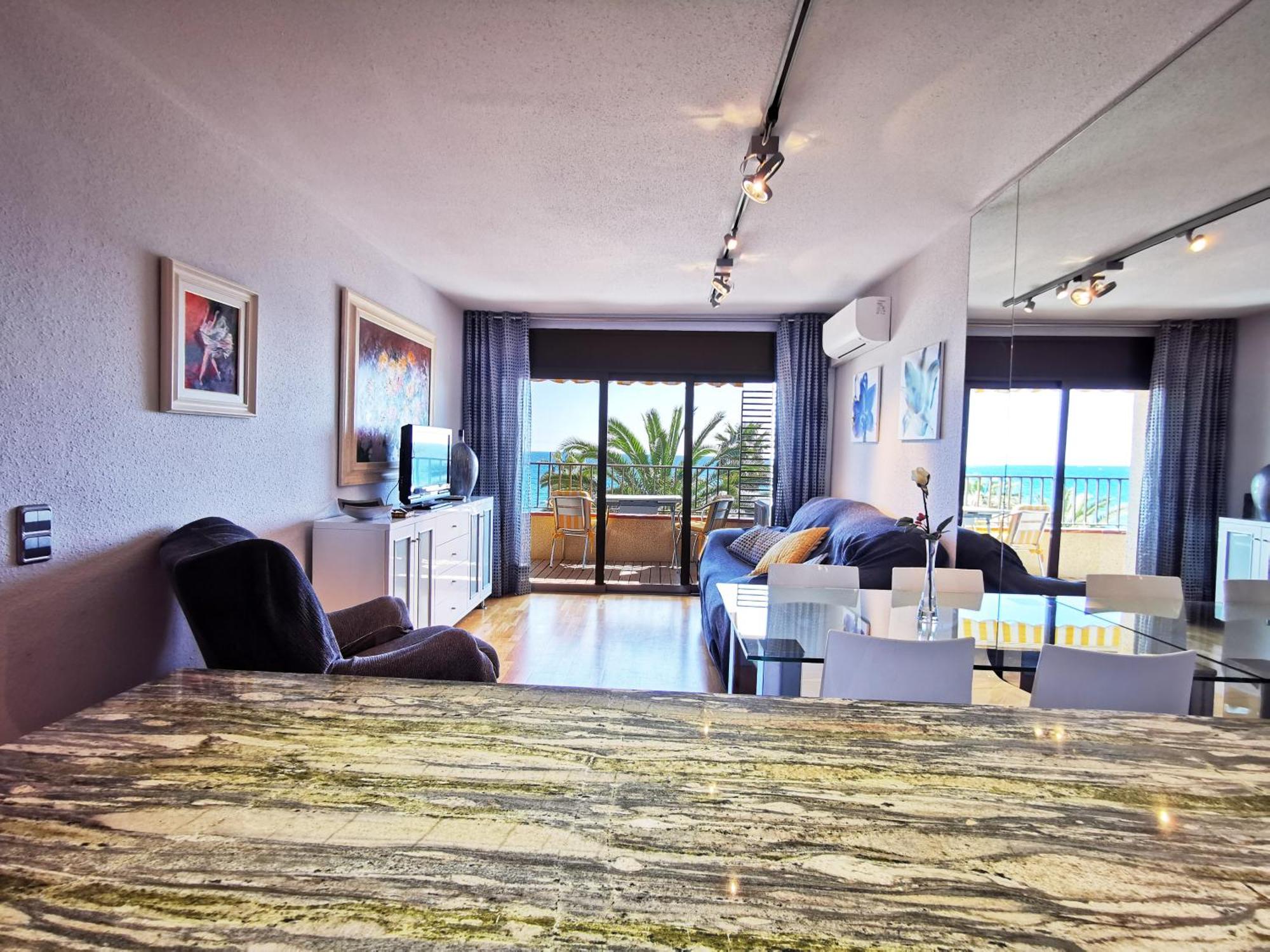 Primera Linea Torre Valentina Apartamento